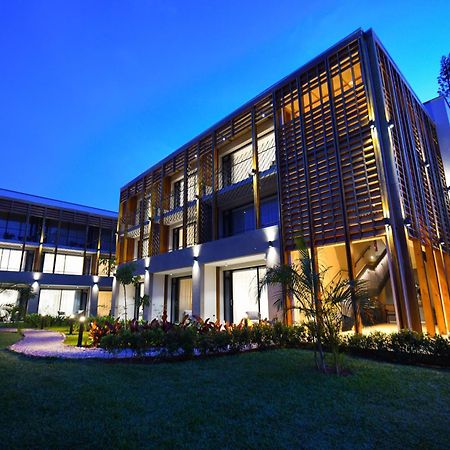 Le Petit Village Boutique Hotel & Spa Kampala Buitenkant foto