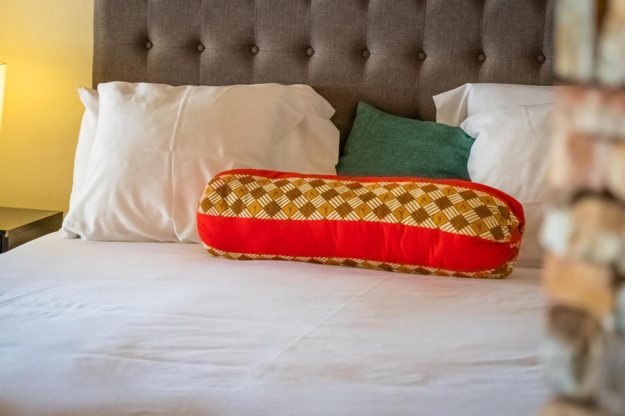 Le Petit Village Boutique Hotel & Spa Kampala Buitenkant foto