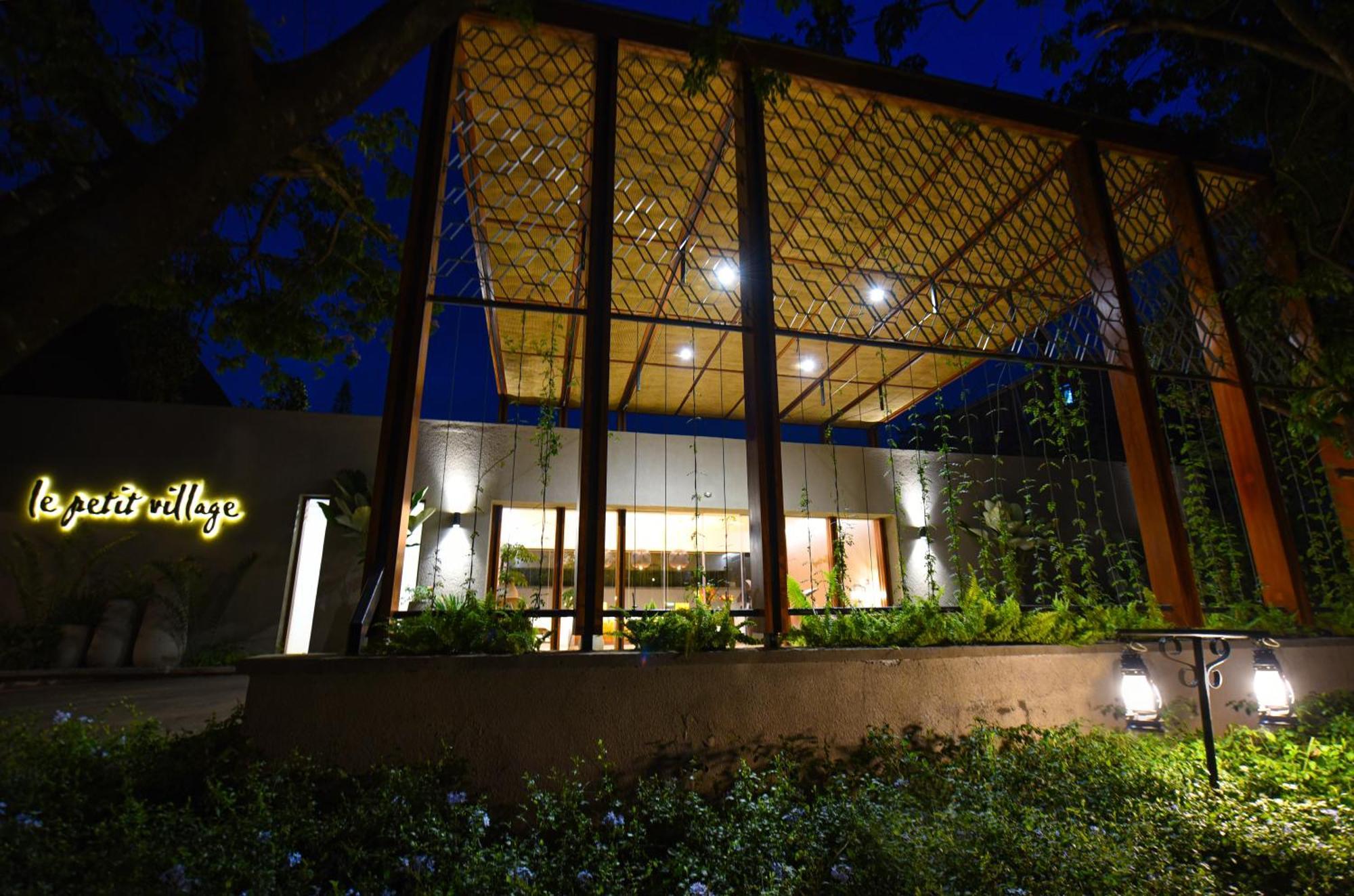 Le Petit Village Boutique Hotel & Spa Kampala Buitenkant foto