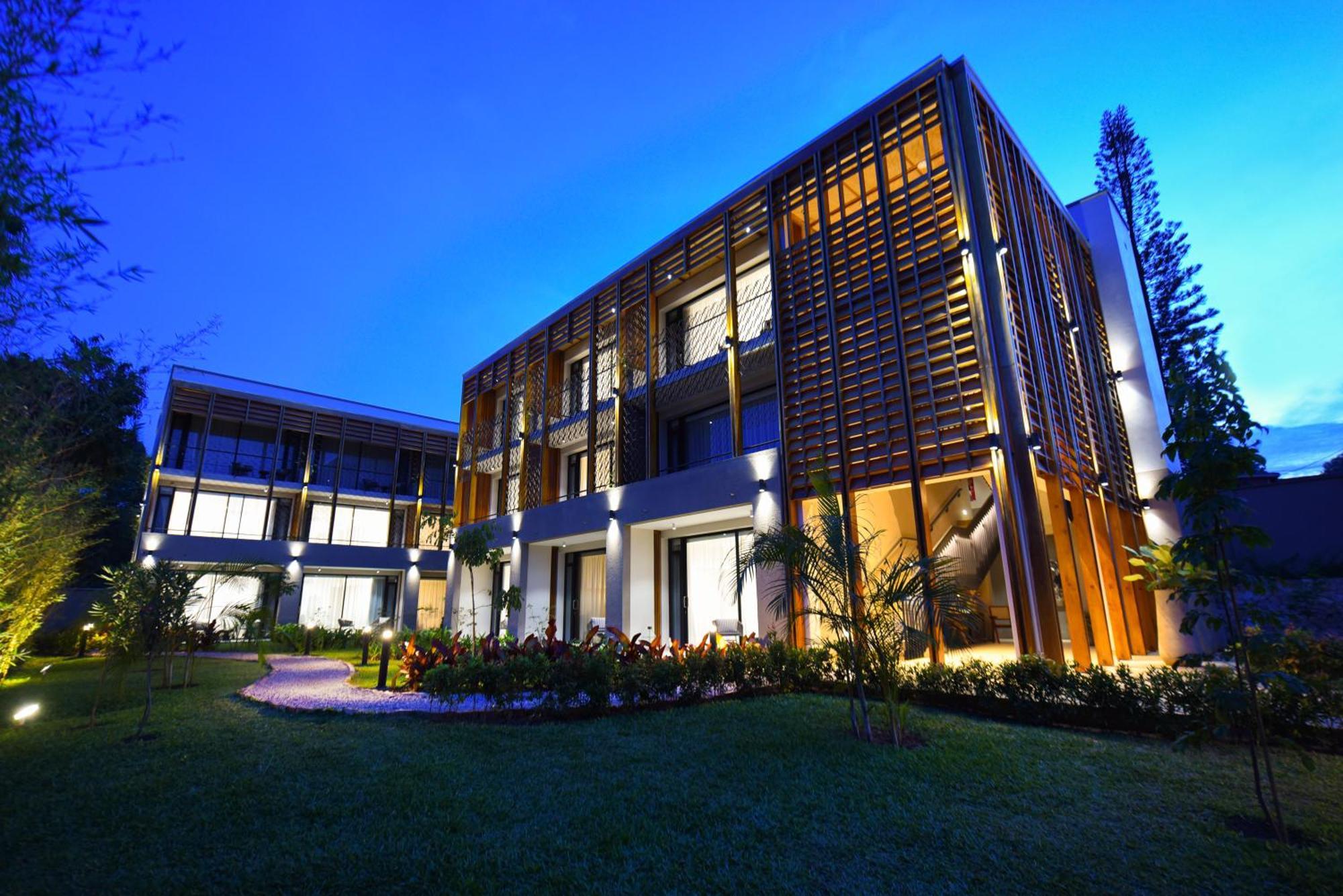 Le Petit Village Boutique Hotel & Spa Kampala Buitenkant foto
