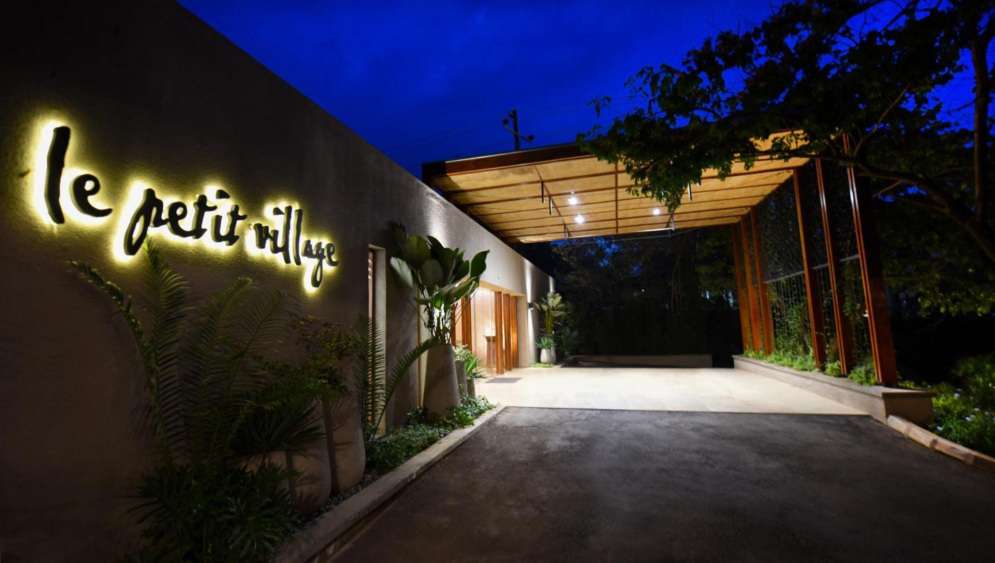 Le Petit Village Boutique Hotel & Spa Kampala Buitenkant foto